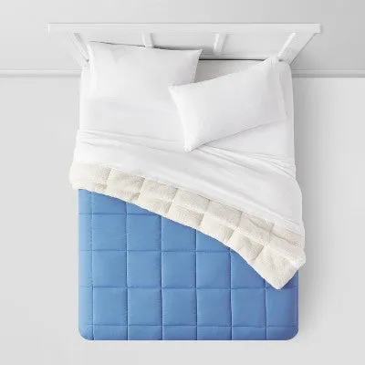 New - Room Essentials Knitted Reversible Comforter Sherpa Solid, Blue, Twin/TwinXL